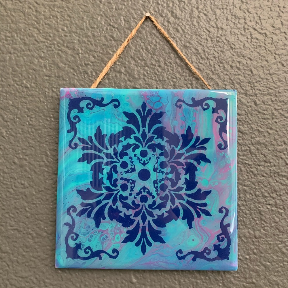 Mandala Art/Acrylic Pour Home Decor